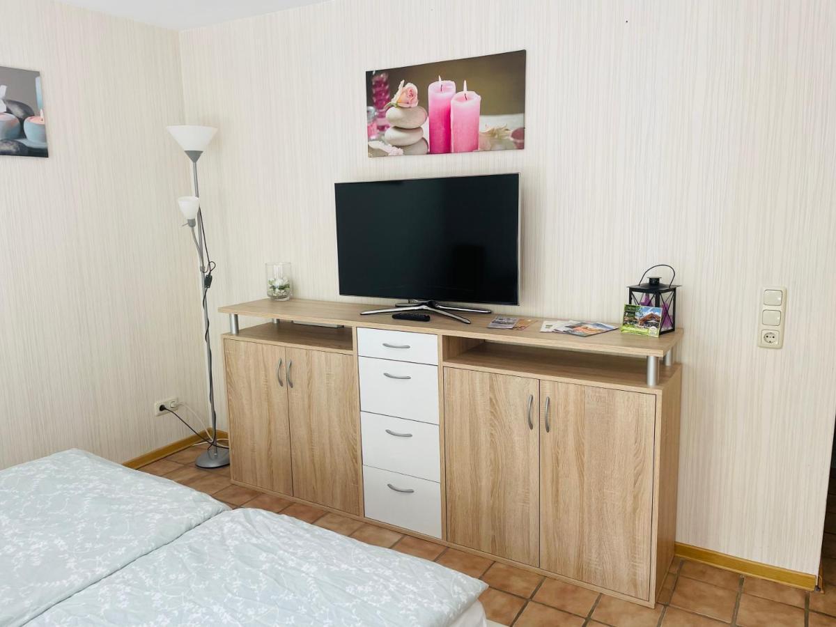 Privatunterkunft Mit Bad Und Kueche In Seenaehe Zulpich Luaran gambar